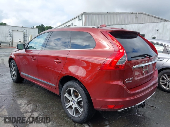 2015 Volvo XC60 T6 with VIN YV4902RKXF2669393, listed as a IAAI auction lot 42380410 with 124,258 mi miles and . Bid and sale history available at DreamBid. Image 3.