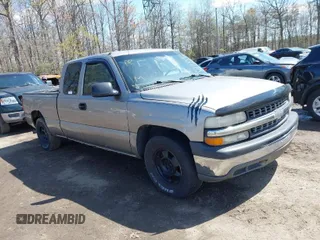 2001 Chevrolet Silverado 1500 with VIN 2GCEC19W511387273, listed as a IAAI auction lot 41987757 with 217,509 mi miles. Bid and sale history available at carsss.com. Image 1.