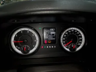 2020 Ram 1500 Tradesman с VIN 1C6RR6FG2LS158411, выставлен на аукционе Copart как лот 61996715 с пробегом 102 922 миль миль и Чистый • Clean title. История ставок и продаж доступна на DreamBid. Изображение 9.