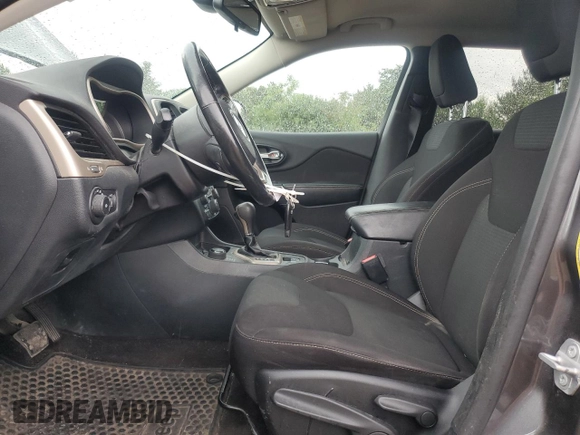 2016 Jeep Cherokee Altitude with VIN 1C4PJMCB2GW277417, listed as a Copart auction lot 61575165 with 125,396 mi miles and Salvage title. Bid and sale history available at DreamBid. Image 7.
