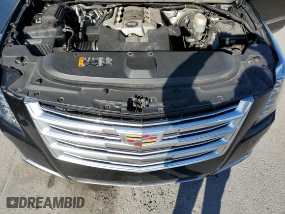 2018 Cadillac Escalade ESV Platinum z VIN 1GYS4KKJ4JR270516, wystawiony jako Copart lot #46444615 z przebiegiem 130 731 mil mil oraz Czysty tytuł • Clean title. Historia ofert i sprzedaży dostępna na DreamBid. Obrazek 12.