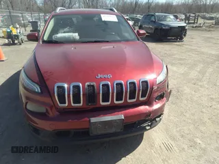 2014 Jeep Cherokee Latitude with VIN 1C4PJMCS7EW229179, listed as a IAAI auction lot 41793922 with 137,042 mi miles. Bid and sale history available at carsss.com. Image 12.
