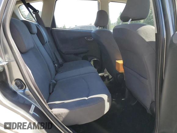 2013 Honda Fit с VIN JHMGE8H34DC069516, выставлен на аукционе Copart как лот 59993335 с пробегом 128 798 миль миль и Списание • Salvage title. История ставок и продаж доступна на DreamBid. Изображение 10.