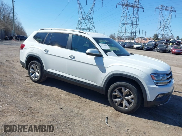 2018 Volkswagen Atlas SE with VIN 1V2LR2CA3JC577302, listed as a IAAI auction lot 41733691 with 66,185 mi miles and . Bid and sale history available at DreamBid. Image 1.