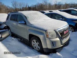 2013 GMC Terrain SLE with VIN 2GKFLTE34D6312961, listed as a Copart auction lot 44496595 with 197,673 mi miles and Salvage Title. Bid and sale history available at DreamBid. Image 4.