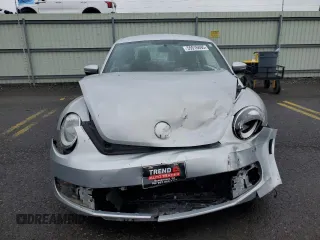 2015 Volkswagen Beetle Fleet Edition с VIN 3VWF17AT4FM603402, выставлен на аукционе Copart как лот 55916895 с пробегом 70 648 миль миль и Списание • Salvage title. История ставок и продаж доступна на DreamBid. Изображение 5.