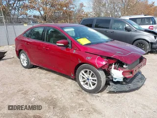 2016 Ford Focus SE with VIN 1FADP3F21GL280467, listed as a IAAI auction lot 41771628 with 135,660 mi miles. Bid and sale history available at carsss.com. Image 1.