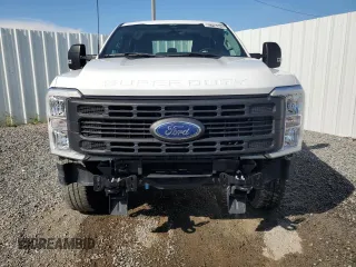 2024 Ford F-250 XL with VIN 1FT7W2BAXREC12385, listed as a Copart auction lot 62756345 with 18,893 mi miles and Clean title. Bid and sale history available at DreamBid. Image 5.