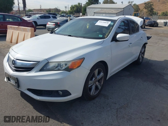 2014 Acura ILX Tech Pkg with VIN 19VDE1F76EE004171, listed as a IAAI auction lot 41134838 with 269,683 mi miles. Bid and sale history available at carsss.com. Image 18.