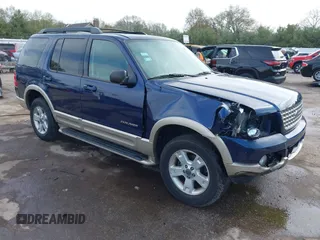 2005 Ford Explorer Eddie Bauer z VIN 1FMZU74K65UA57931, wystawiony jako IAAI lot #42131823 z przebiegiem 58 567 mil mil oraz . Historia ofert i sprzedaży dostępna na DreamBid. Obrazek 1.