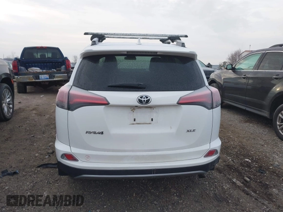 2018 Toyota RAV4 XLE with VIN 2T3WFREV5JW514361, listed as a IAAI auction lot 41286773 with 88,099 mi miles. Bid and sale history available at carsss.com. Image 16.