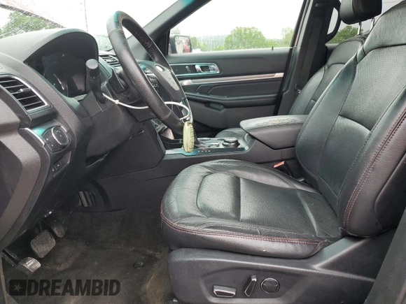 2017 Ford Explorer Sport z VIN 1FM5K8GT1HGB80215, wystawiony jako Copart lot #56159445 z przebiegiem 198 513 mil mil oraz Czysty tytuł • Clean title. Historia ofert i sprzedaży dostępna na DreamBid. Obrazek 7.