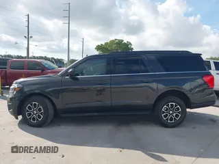 2022 Ford Expedition Max XLT с VIN 1FMJK1HT8NEA25897, выставлен на аукционе IAAI как лот 42307617 с пробегом 126 420 миль миль и . История ставок и продаж доступна на DreamBid. Изображение 15.