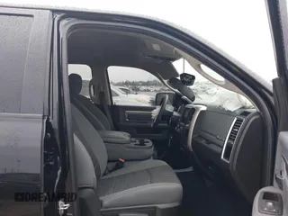 2019 Ram 1500 SLT с VIN 1C6RR6TT8KS657696, выставлен на аукционе IAAI как лот 41324189 с пробегом 100 825 миль миль и . История ставок и продаж доступна на DreamBid. Изображение 5.