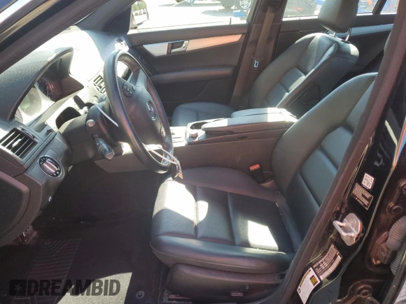 2008 Mercedes-Benz C 300 Sport с VIN WDDGF54X98F071729, выставлен на аукционе Copart как лот 57585265 с пробегом 113 472 миль миль и Списание • Salvage title. История ставок и продаж доступна на DreamBid. Изображение 7.