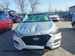 2019 Hyundai Tucson SE with VIN KM8J2CA48KU872175, listed as a IAAI auction lot 41956066 with 105,534 mi miles. Bid and sale history available at carsss.com. Image 12.