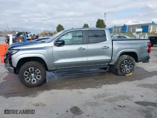 2023 Chevrolet Colorado 4WD Z71 with VIN 1GCPTDEK6P1137701, listed as a IAAI auction lot 40774940 with 10,818 mi miles. Bid and sale history available at carsss.com. Image 14.