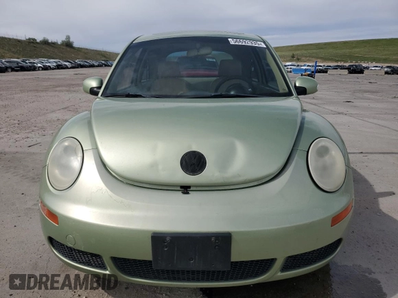 2008 Volkswagen Beetle S с VIN 3VWRW31C48M510132, выставлен на аукционе Copart как лот 56692935 с пробегом 125 154 миль миль и Списание • Salvage title. История ставок и продаж доступна на DreamBid. Изображение 5.