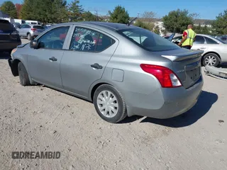 2014 Nissan Versa SV with VIN 3N1CN7AP6EL828411, listed as a IAAI auction lot 40726684 with Not provided miles and . Bid and sale history available at DreamBid. Image 3.