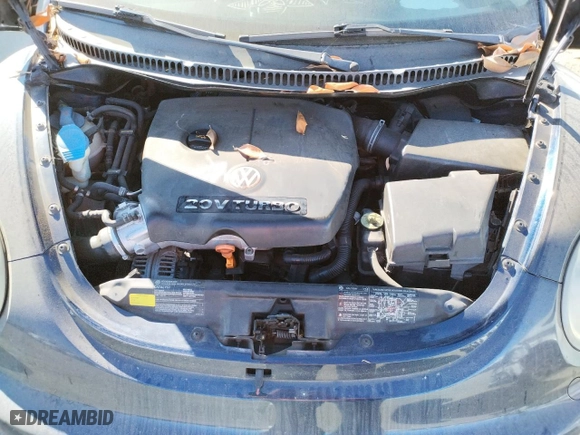 2004 Volkswagen New Beetle Convertible GLS Turbo with VIN 3VWCD31Y14M325795, listed as a Copart auction lot 66508994 with 0 mi miles and Salvage Title. Bid and sale history available at carsss.com. Image 11.