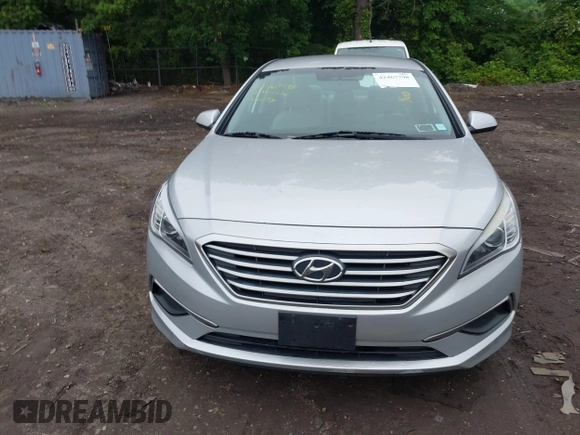 2016 Hyundai Sonata SE с VIN 5NPE24AF7GH377089, выставлен на аукционе IAAI как лот 42467798 с пробегом 149 652 миль миль и . История ставок и продаж доступна на DreamBid. Изображение 12.