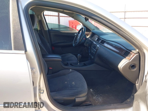 2014 Chevrolet Impala LT with VIN 2G1WB5E31E1184020, listed as a IAAI auction lot 41770355 with 135,367 mi miles and . Bid and sale history available at DreamBid. Image 5.