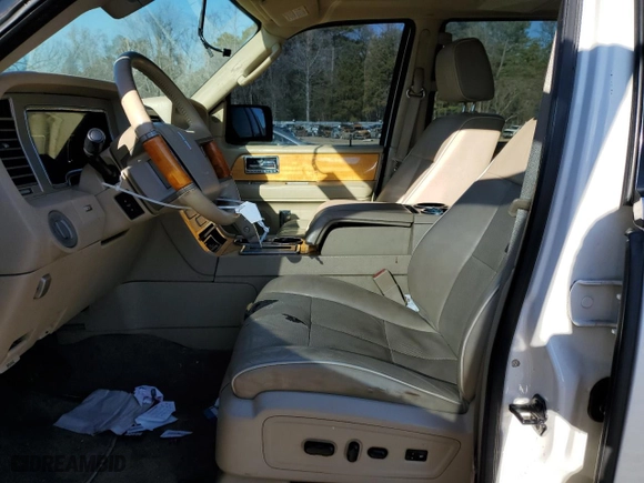 2007 Lincoln Navigator with VIN 5LMFU28587LJ25775, listed as a Copart auction lot 46646095 with 144,223 mi miles and Clean Title. Bid and sale history available at carsss.com. Image 7.