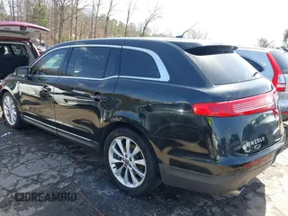 2010 Lincoln MKT EcoBoost with VIN 2LMHJ5AT3ABJ15584, listed as a IAAI auction lot 41743278 with 258,887 mi miles and . Bid and sale history available at DreamBid. Image 3.