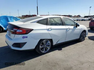 2019 Honda Clarity Plug-In Hybrid Touring with VIN JHMZC5F36KC002431, listed as a Copart auction lot 79758034 with 69,203 mi miles and Salvage Title. Bid and sale history available at carsss.com. Image 3.