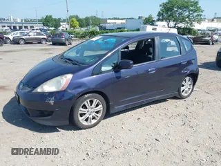 2010 Honda Fit Sport with VIN JHMGE8H42AC008766, listed as a IAAI auction lot 42579084 with Not provided miles and . Bid and sale history available at DreamBid. Image 16.