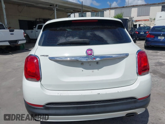 2016 FIAT 500X Pop z VIN ZFBCFXAT6GP477503, wystawiony jako IAAI lot #42536327 z przebiegiem 128 446 mil mil oraz . Historia ofert i sprzedaży dostępna na DreamBid. Obrazek 12.