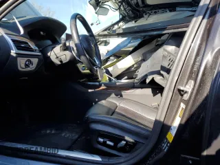 2020 BMW 7 Series 750i xDrive with VIN WBA7U2C01LGM27402, listed as a Copart auction lot 52943595 with Not provided miles and Salvage title. Bid and sale history available at DreamBid. Image 7.