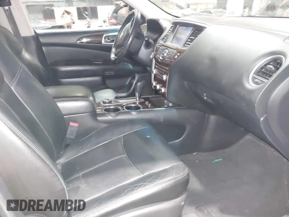 2014 Nissan Pathfinder SV with VIN 5N1AR2MM9EC678959, listed as a IAAI auction lot 41390134 with 120,085 mi miles. Bid and sale history available at carsss.com. Image 5.