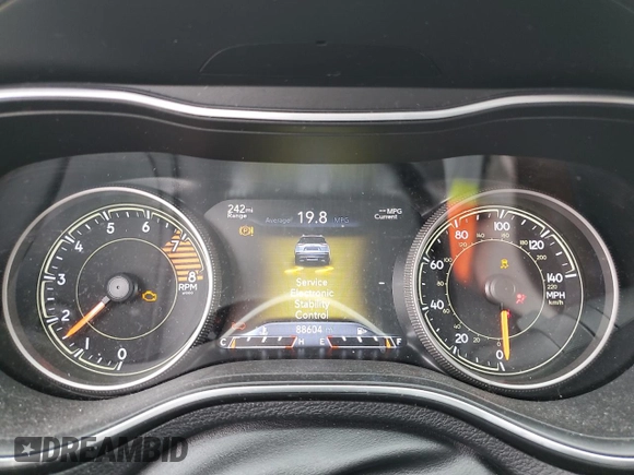2019 Jeep Cherokee Trailhawk z VIN 1C4PJMBX0KD127324, wystawiony jako Copart lot #50821445 z przebiegiem 88 604 mil mil oraz Szkoda całkowita • Salvage title. Historia ofert i sprzedaży dostępna na DreamBid. Obrazek 9.