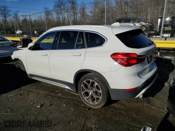 2020 BMW X1 xDrive28i with VIN WBXJG9C0XL5P55506, listed as a Copart auction lot 40137583 with 37,178 mi miles. Bid and sale history available at carsss.com. Image 2.