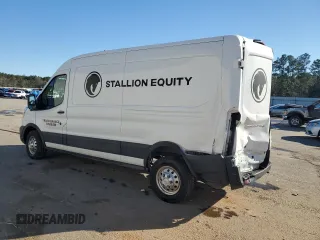 2022 Ford Transit Cargo with VIN 1FTBR2C81NKA65009, listed as a Copart auction lot 46873715 with 58,601 mi miles and Salvage Title. Bid and sale history available at DreamBid. Image 2.