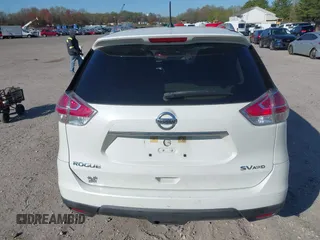 2016 Nissan Rogue SV with VIN KNMAT2MV9GP726986, listed as a IAAI auction lot 42064003 with 108,433 mi miles. Bid and sale history available at carsss.com. Image 16.