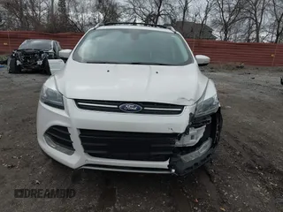 2013 Ford Escape Titanium with VIN 1FMCU0J96DUD85315, listed as a IAAI auction lot 41934204 with 152,132 mi miles and . Bid and sale history available at carsss.com. Image 12.