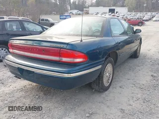 1997 Chrysler Concorde z VIN 2C3HD56F0VH643049, wystawiony jako IAAI lot #41875635 z przebiegiem 89 915 mil mil oraz . Historia ofert i sprzedaży dostępna na DreamBid. Obrazek 4.