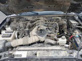 2005 Ford Ranger XL with VIN 1FTZR15E05PA64190, listed as a IAAI auction lot 41646065 with 213,397 mi miles. Bid and sale history available at carsss.com. Image 10.