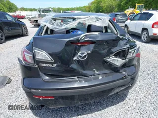 2013 Mazda 3 i Sport z VIN JM1BL1UPXD1851753, wystawiony jako IAAI lot #42349951 z przebiegiem 205 264 mil mil oraz . Historia ofert i sprzedaży dostępna na DreamBid. Obrazek 6.