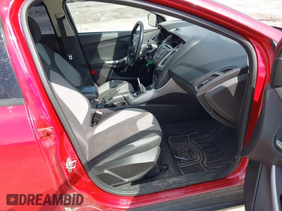 2012 Ford Focus SE with VIN 1FAHP3K29CL461124, listed as a IAAI auction lot 42165555 with 155,873 mi miles and . Bid and sale history available at carsss.com. Image 5.