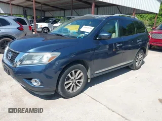 2014 Nissan Pathfinder SV with VIN 5N1AR2MN6EC689877, listed as a IAAI auction lot 42042150 with 145,221 mi miles. Bid and sale history available at carsss.com. Image 2.
