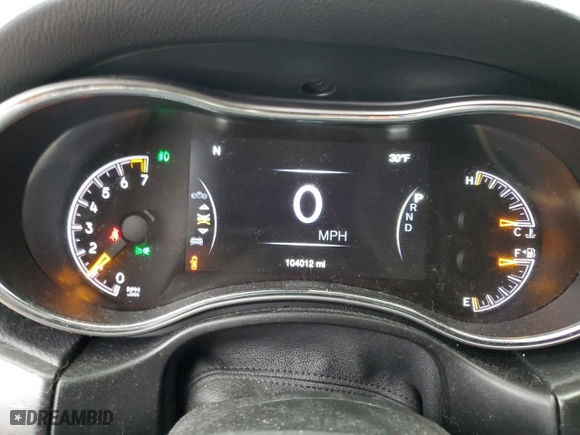 2018 Jeep Grand Cherokee Laredo E with VIN 1C4RJFAG5JC367110, listed as a Copart auction lot 43353555 with 104,012 mi miles and Salvage Title. Bid and sale history available at carsss.com. Image 9.