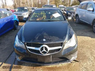 2014 Mercedes-Benz E-Class E 350 with VIN WDDKJ8JB0EF292019, listed as a IAAI auction lot 41331510 with 64,464 mi miles. Bid and sale history available at carsss.com. Image 12.