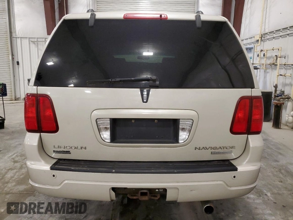 2006 Lincoln Navigator Luxury with VIN 5LMFU28586LJ18307, listed as a Copart auction lot 80278524 with 194,693 mi miles and Salvage Title. Bid and sale history available at carsss.com. Image 6.