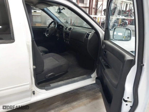 2012 Chevrolet Colorado LT w/1LT with VIN 1GCHTCFEXC8128458, listed as a IAAI auction lot 41758826 with 267,202 mi miles. Bid and sale history available at carsss.com. Image 5.