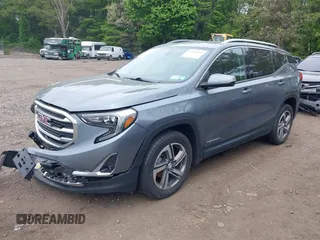 2020 GMC Terrain SLT z VIN 3GKALVEV9LL274886, wystawiony jako IAAI lot #42202249 z przebiegiem 64 374 mil mil oraz . Historia ofert i sprzedaży dostępna na DreamBid. Obrazek 2.