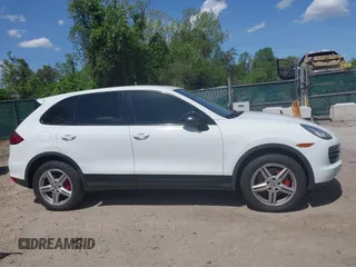 2012 Porsche Cayenne S z VIN WP1AB2A24CLA48791, wystawiony jako IAAI lot #42167069 z przebiegiem 133 819 mil mil oraz . Historia ofert i sprzedaży dostępna na DreamBid. Obrazek 13.