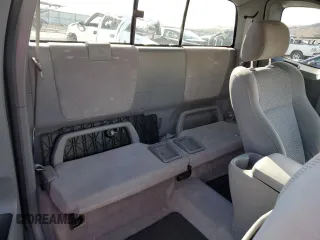 2005 Toyota Tacoma with VIN 5TEUU42N65Z037986, listed as a Copart auction lot 48816565 with 154,286 mi miles and Salvage Title. Bid and sale history available at DreamBid. Image 10.